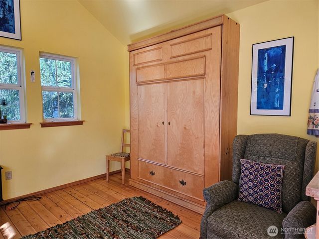 41 N Picnic Drive NW, Lilliwaup, WA 98555