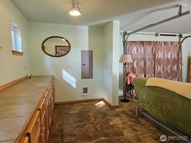 41 N Picnic Drive NW, Lilliwaup, WA 98555