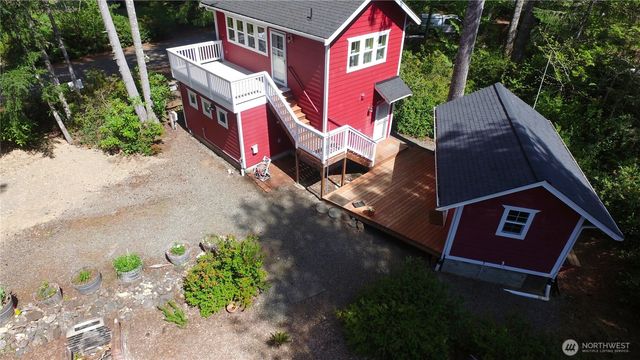 41 N Picnic Drive NW, Lilliwaup, WA 98555