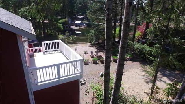 41 N Picnic Drive NW, Lilliwaup, WA 98555