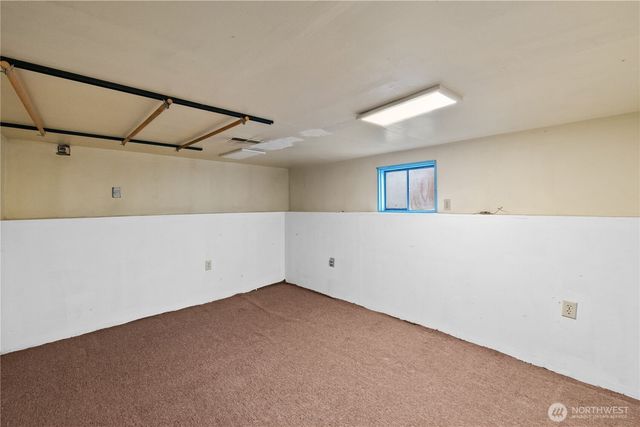 6412 17th Avenue NW, Seattle, WA 98107