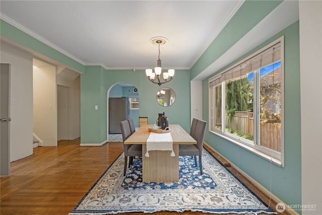 6412 17th Avenue NW, Seattle, WA 98107
