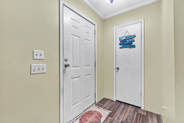 7682 Lee Hwy, Troutville, VA 24175