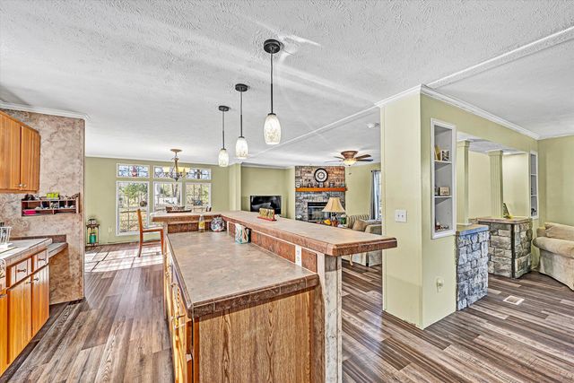 7682 Lee Hwy, Troutville, VA 24175