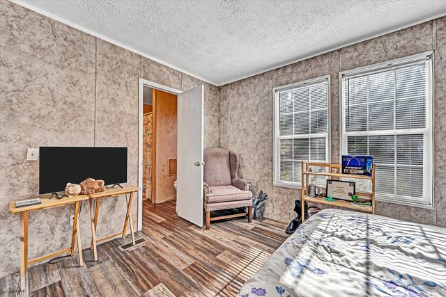 7682 Lee Hwy, Troutville, VA 24175