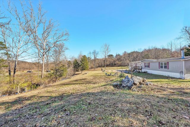 7682 Lee Hwy, Troutville, VA 24175