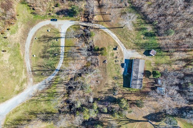 7682 Lee Hwy, Troutville, VA 24175