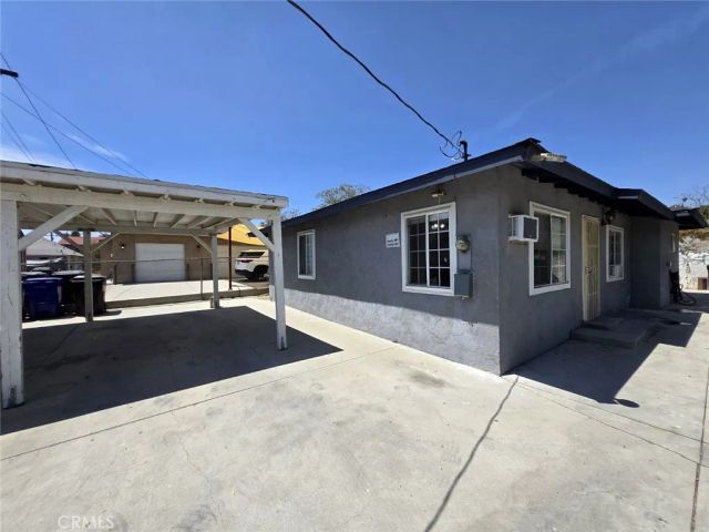 16466 Arrow Boulevard 2, Fontana, CA 92335