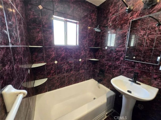 16466 Arrow Boulevard 2, Fontana, CA 92335