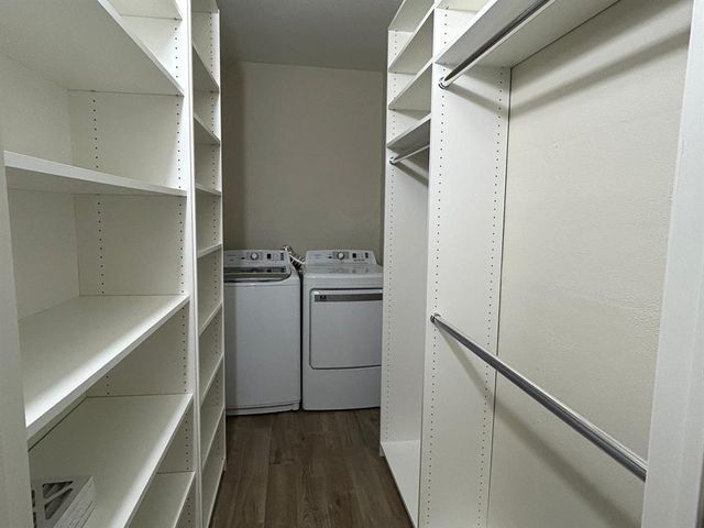 2100 Tanglewilde Street 515, Houston, TX 77063