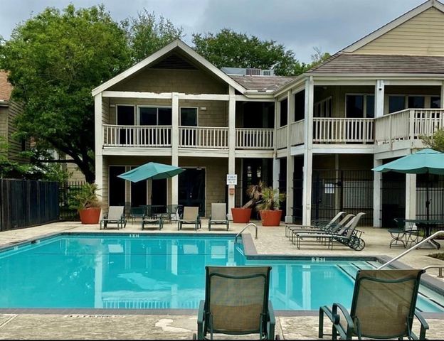 2100 Tanglewilde Street 515, Houston, TX 77063