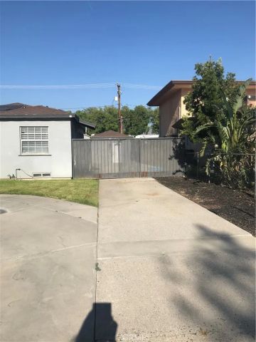 4517 Acacia, San Bernardino, CA 92407