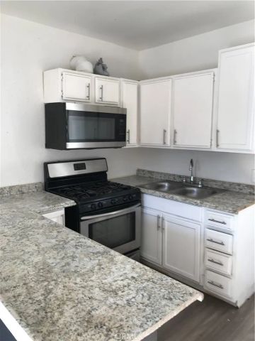 4517 Acacia, San Bernardino, CA 92407