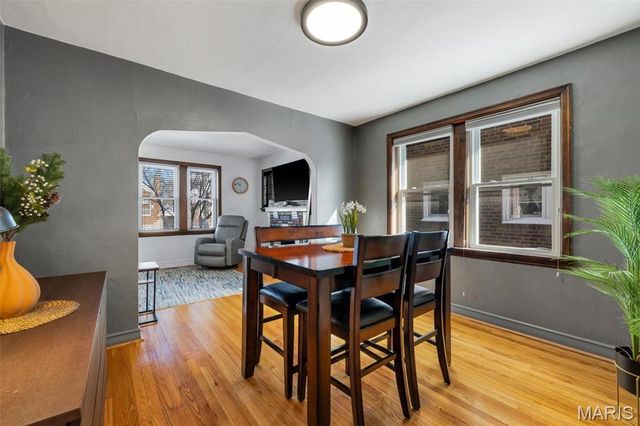 6042 Oleatha Avenue, St Louis, MO 63139