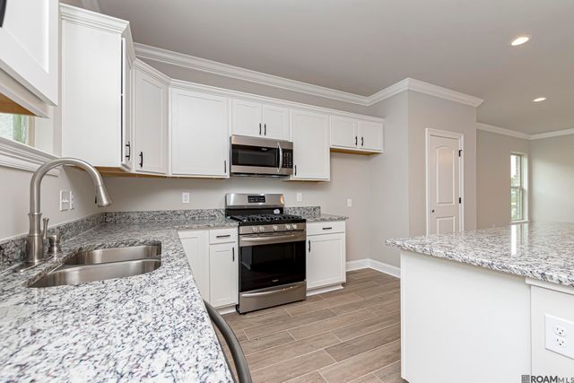 39234 Blue Heron Ct, Prairieville, LA 70769