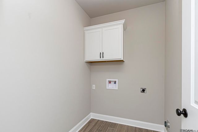 39234 Blue Heron Ct, Prairieville, LA 70769