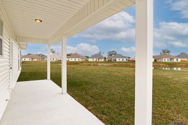 39234 Blue Heron Ct, Prairieville, LA 70769