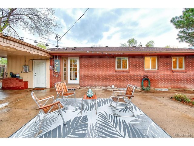 246 Lansing St, Aurora, CO 80010