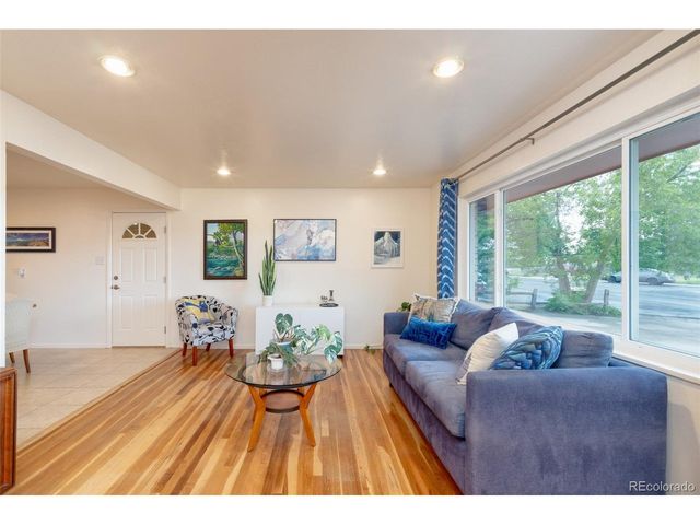 246 Lansing St, Aurora, CO 80010