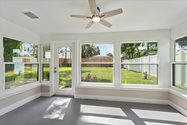 916 TIMOR AVENUE, Orlando, FL 32804