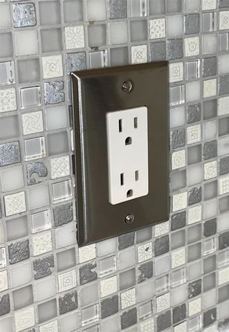 916 TIMOR AVENUE, Orlando, FL 32804