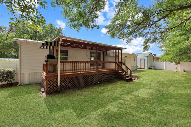 1032 Palm Dr., Conway, SC 29526