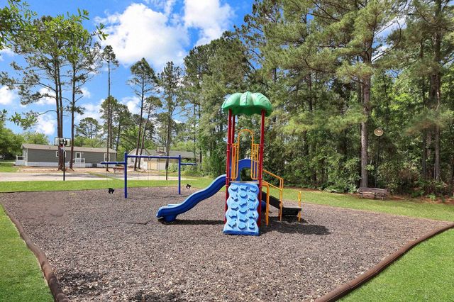 1032 Palm Dr., Conway, SC 29526