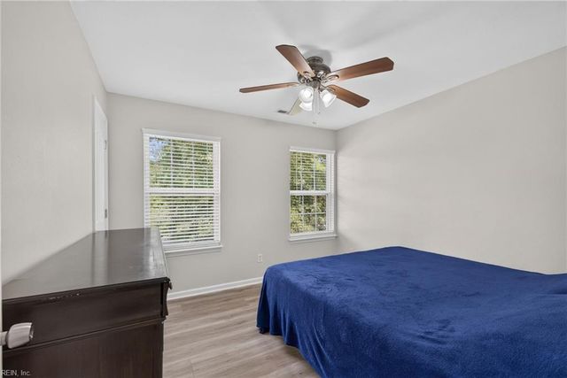 1428 Gust LN, Chesapeake, VA 23323