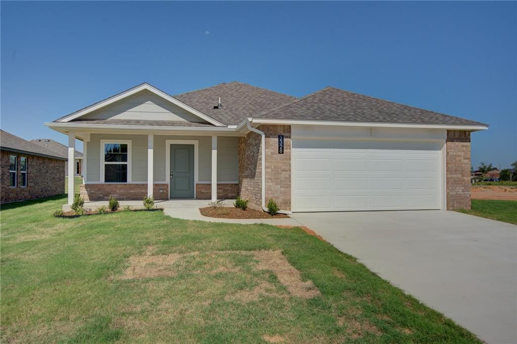 2328 S 27th Court, Chickasha, OK 73018