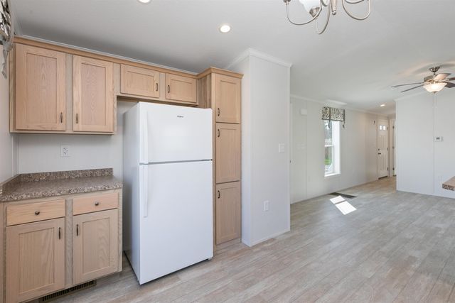 46 Brookwood Drive, Salem, NH 03079