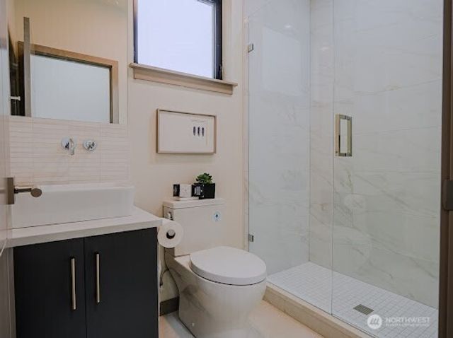 414 30th Avenue, Seattle, WA 98122