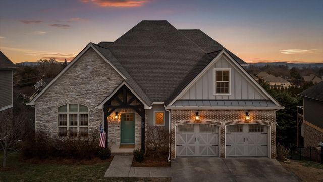 1963 Notting Hill, Chattanooga, TN 37405