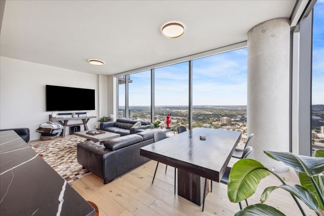 44 East Ave 4203, Austin, TX 78701