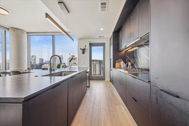 44 East Ave 4203, Austin, TX 78701