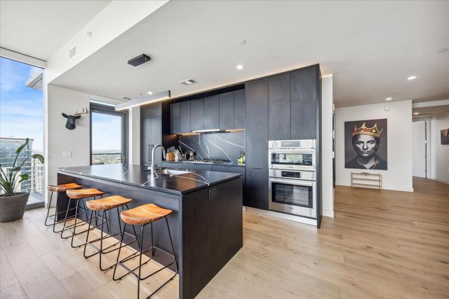 44 East Ave 4203, Austin, TX 78701