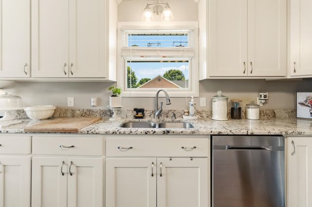 17 Enchanted Court, Somerset, KY 42503