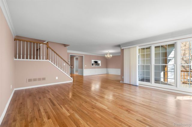 16252 Country Knoll Drive, Northville Township, MI 48168