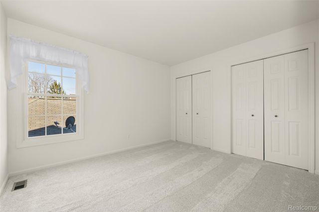 16252 Country Knoll Drive, Northville Township, MI 48168