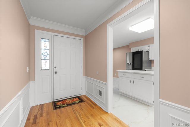 16252 Country Knoll Drive, Northville Township, MI 48168