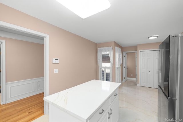 16252 Country Knoll Drive, Northville Township, MI 48168