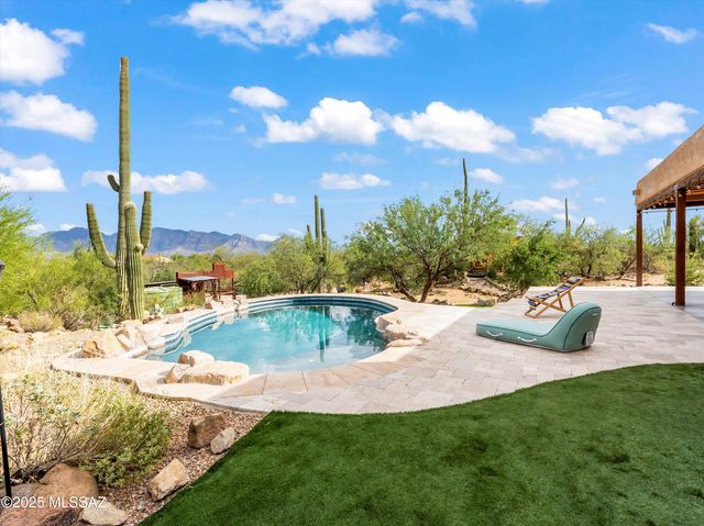 13847 N Como Drive, Oro Valley, AZ 85755