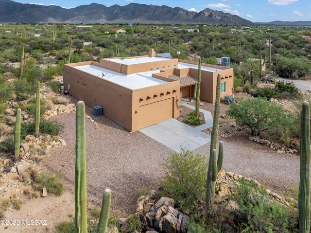 13847 N Como Drive, Oro Valley, AZ 85755