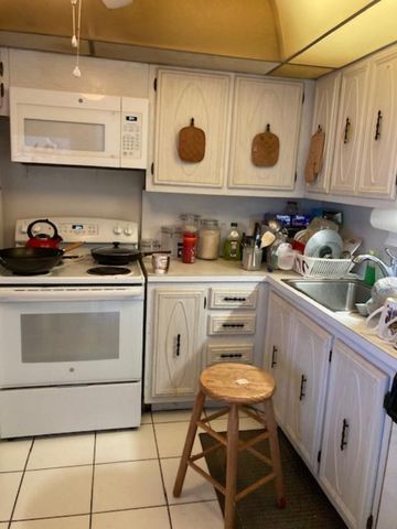 230 NE 26th Avenue N 2140, Boynton Beach, FL 33435