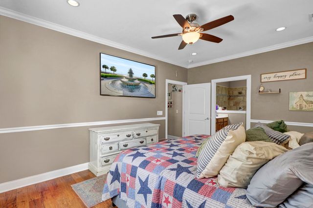 135 Gilleys Court, Summerville, SC 29483