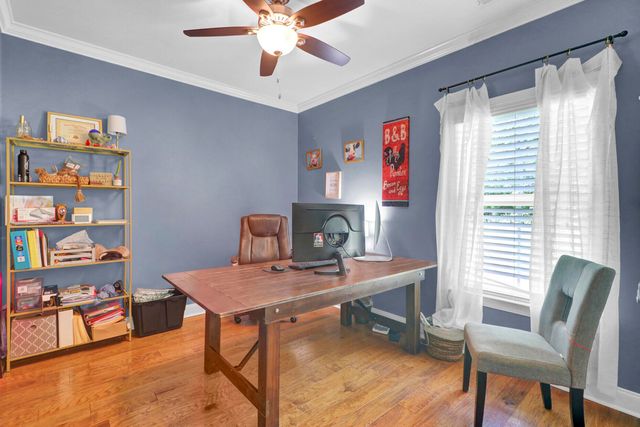 135 Gilleys Court, Summerville, SC 29483