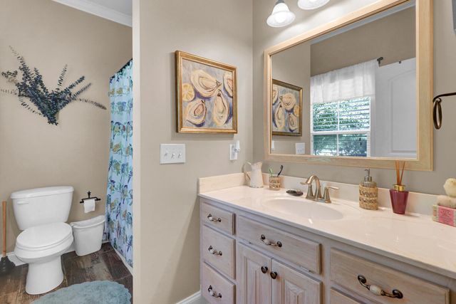135 Gilleys Court, Summerville, SC 29483