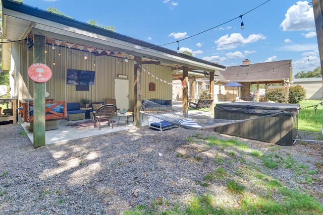 135 Gilleys Court, Summerville, SC 29483