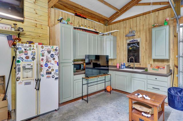 135 Gilleys Court, Summerville, SC 29483