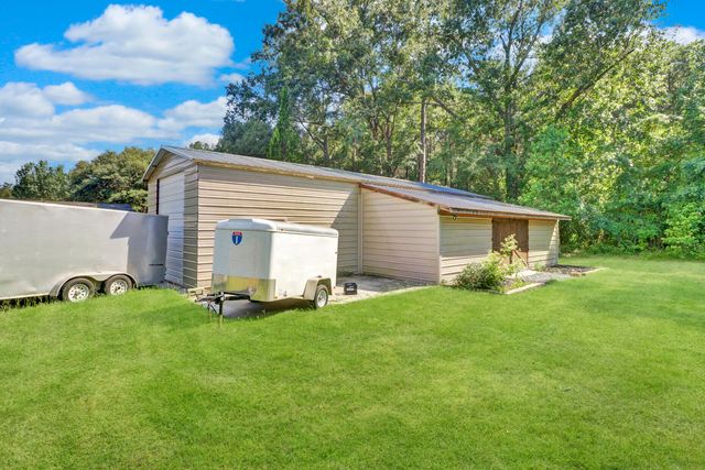 135 Gilleys Court, Summerville, SC 29483