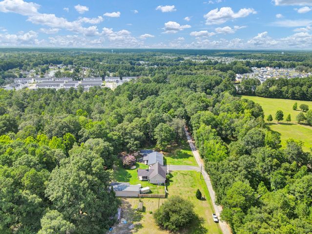 135 Gilleys Court, Summerville, SC 29483